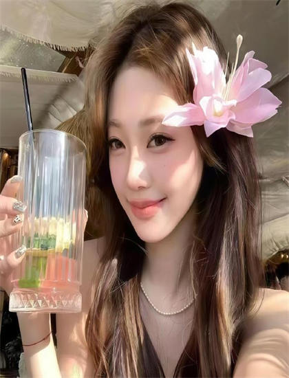 【艺术评论】文化研究者眼中的《无名英雄死亡之岛》的导演风格与创作特点